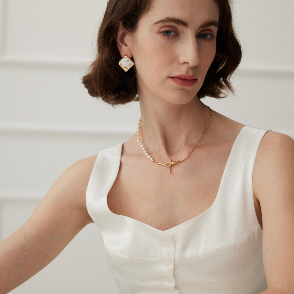 The Timeless Elegance of Pearl Jewellery in Weddings