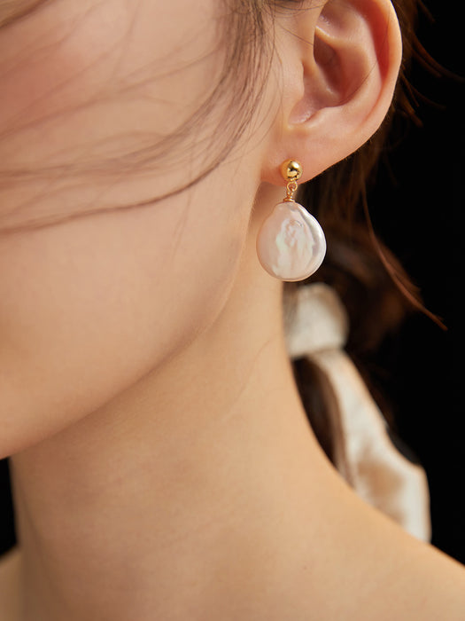 Baroque natural pearl stud earrings