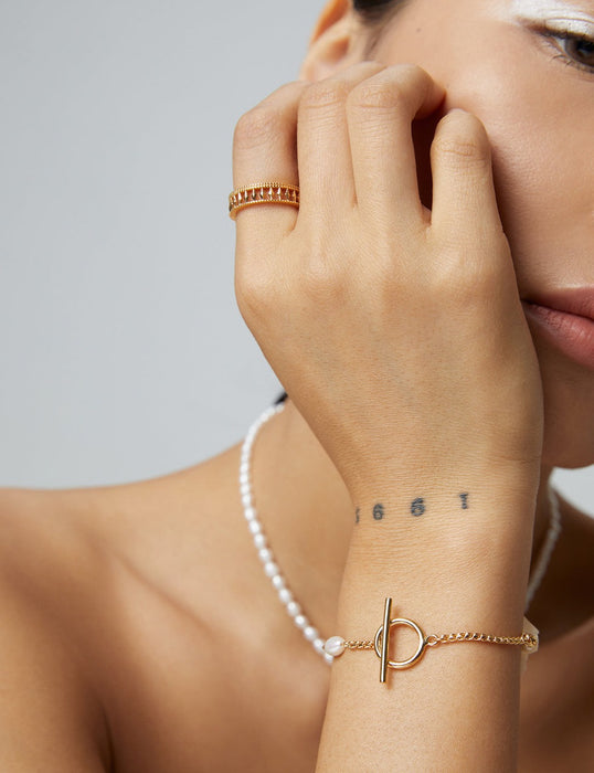 Minimalist French pearl bracelet