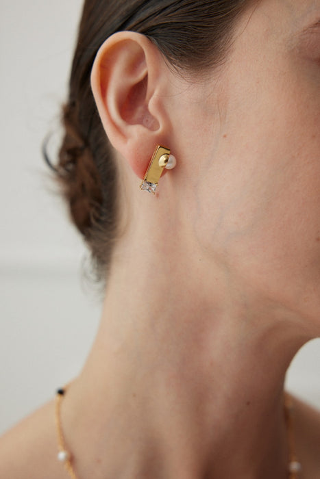 Studded with Pearl and Zrcon Mini Bar Earrings