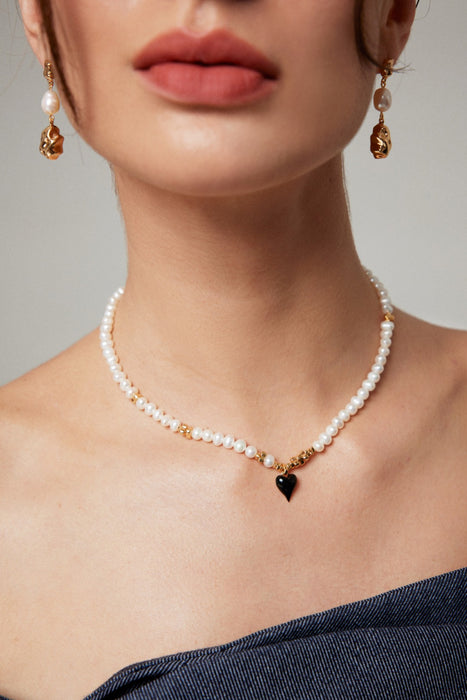 Silver Serenade: Pearl Heart of Love Necklace Bracelate Set