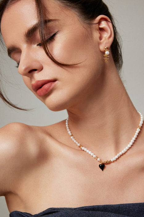 Silver Serenade: Pearl Heart of Love Necklace Bracelate Set